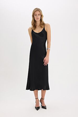 DeFacto Bodycon Vücudu Saran Basic Düz Saten Kolsuz Maxi Siyah Abiye Elbise E7256AX25SPBK81