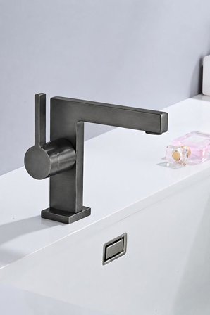 SERA KISA LAVABO BATARYASI MAT FÜME