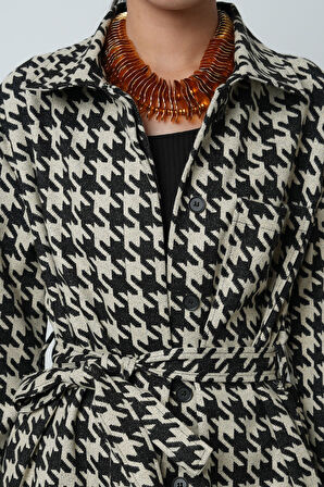 KADIN KAZAYAĞI DESENLİ CEPLİ ASTARSIZ SİYAH RENK CEKET-GÖMLEK