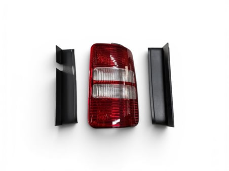 VOLKSWAGEN CADDY SAĞ ARKA STOP LAMBASI 2011-2015