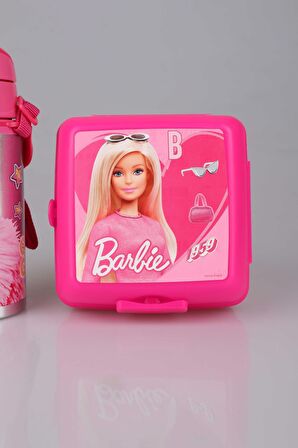 DEKOMUS İLE LİSANSLI BARBIE MATARA VE 2 KATLI BESLENME KUTUSU YEMEK SETİ YENİ SEZON