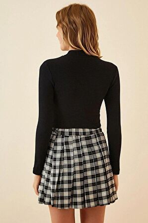 Siyah Yarım Balıkçı Yaka Fitilli Kaşkorse Crop Bluz
