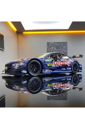 BMW M4 Diecast Redbull Model Araba 1:24 BMW M4 Yarış Arabası Redbull Diecast Model Araba