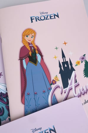x Dekomus Lisanslı Elsa Frozen Tekli Çizgili Stickerlı Defter 40 Yaprak “Dekomus Cep Defteri Hediyeli”