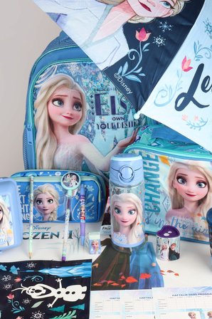 DEKOMUS LİSANSLI ELSA FROZEN Snow Crystal Collection KILIFLI ŞEMSİYE İLE OKUL ,BESLENME VE KALEM ÇANTASI,MATARA,BESLENME KABI İLE FULL OKUL/KIRTASİYE SETİ
