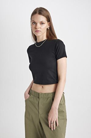 DeFacto Coool Fitted Bisiklet Yaka Basic Düz Kısa Kollu Tişört Z8790AZ24SMBK81