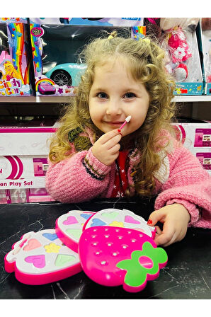 Çilek Kutulu 3'lü Makyaj Seti - Makyaj Oyun Seti Oyuncak Çilek Üçlü Kutulu Makyaj Seti SÜRÜLEBİLİR