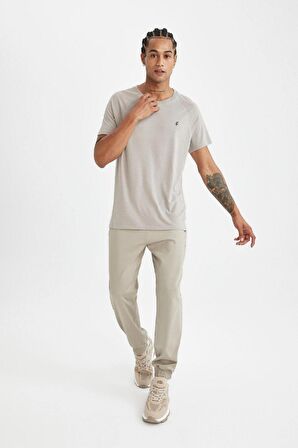 DeFactoFit Standart Fit Bisiklet Yaka Sporcu Kısa Kollu Tişört C9182AX24AUGR317