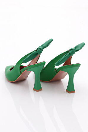 DGN 701-22Y KADIN SİVRİ BURUN PARMAK DEKOLTELİ BİLEKTEN BAĞLAMALI TOPUKLU AYAKKABI