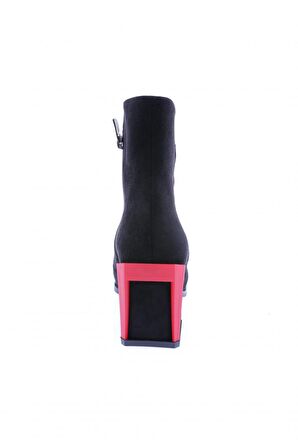 Dgn 725-22K Kadın Aksesuar Detayli Topuklu Bot