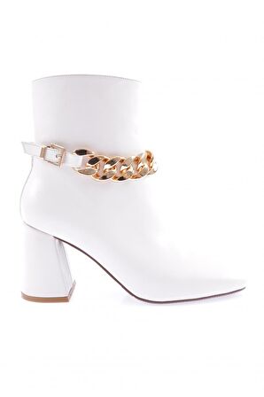 Dgn K405-22K Kadın Zincir Aksesuarli  Topuklu Bot