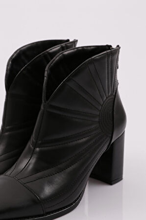 Dgn K920-22K Kadın Topouklu Bot