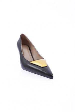 Dgn 2063-22K Kadın Sivri Burun Üçgen Tokali Kadeh Topuk Ayakkabi