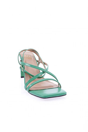 Dgn K9001 Kadın Küt Burun Çapraz Bantli Topuklu Sandalet