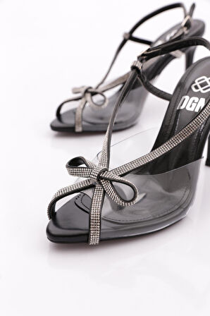 Dgn 5755-424 Gümüş Fiyonk Tokali Sivri Burun  Kadin Topuklu Ayakkabi