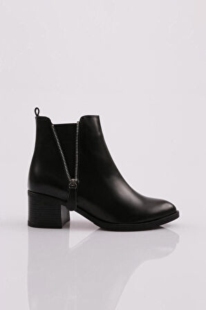 Dgn 9009-2164-22K Kadın Fermuarli Topuklu Bot