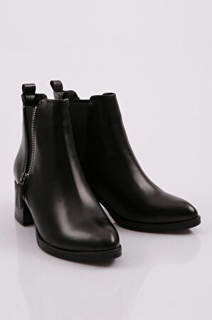 Dgn 9009-2164-22K Kadın Fermuarli Topuklu Bot