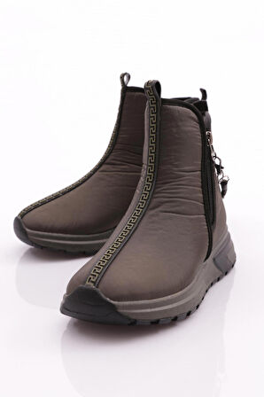 Dgn 685-22K Kadın Kalin Taban Fermuar Detayli Bot