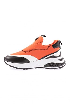 Dgn 026-22K Kadın Kalin Taban Metal Aksesuarli Sneakers Ayakkabi