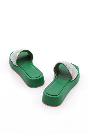 Dgn 8026 Kadin Silver Taşli Kalin Taban Terlik