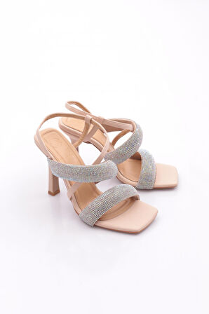 Dgn 2032 Kadin Sirali Kalin Sirali Ve Çapraz Bantli Silver Taşli Topuklu Sandalet