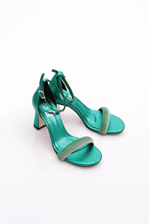 Dgn 001 Kadin Silver Taşli Tek Bant Bilekten Bağli Topuklu Sandalet