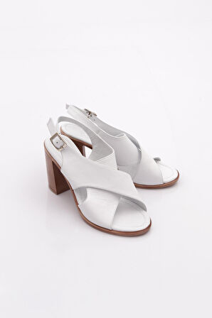 Dgn 17-05  Kadin Topuklu Sandalet