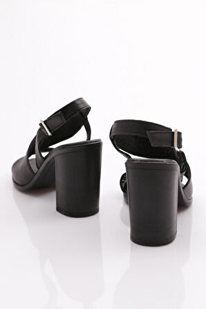 Dgn 17-04  Kadın Topuklu Sandalet