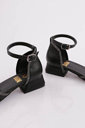 Dgn 591 Kadın Bilekten Bağlama Yanlari Açik Babet