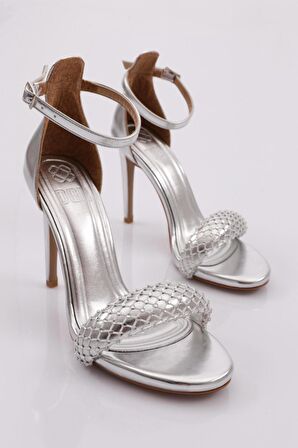 Dgn 2040 Kadin File Detayli Taş İşli Topuklu Ayakkabi