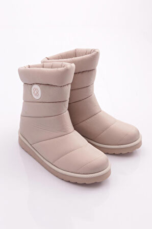 Dgn 225 Kadın Dikiş Detayli Bot