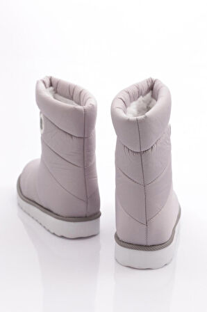 Dgn 225 Kadın Dikiş Detayli Bot