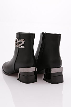 Dgn 23140 Kadın Bot