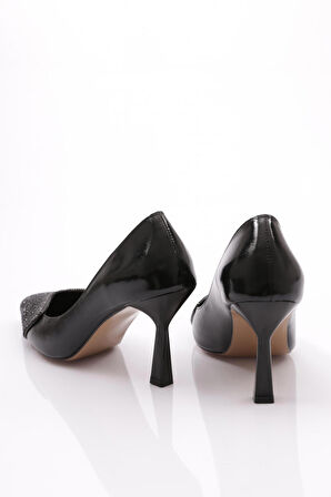 Dgn 7051 Kadin Önü Taşli Topuklu Ayakkabi