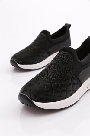 Dgn 400 Kadin Baklava Desenli Sneaker Ayakkabi