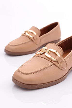 Dgn 06 Kadin Dikiş Detayli Çiçek Süsleme Babet