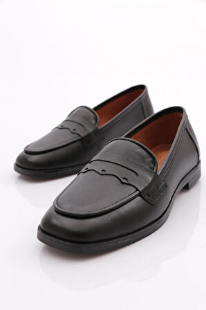 Dgn 010 Kadın Küt Burun Şekilli Babet