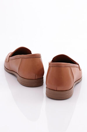 Dgn 010 Kadin Küt Burun Şekilli Babet