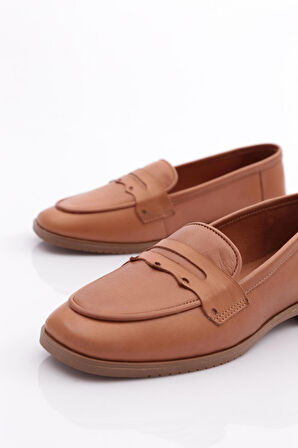 Dgn 010 Kadin Küt Burun Şekilli Babet