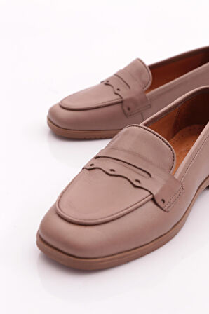 Dgn 010 Kadin Küt Burun Şekilli Babet