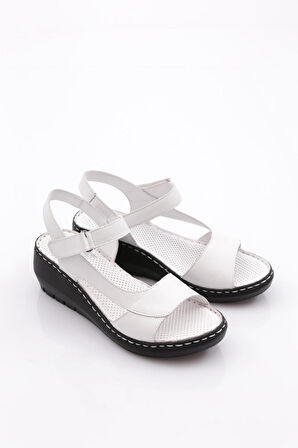 Dgn 1002 Kadın Bilekten Bağlama Sandalet