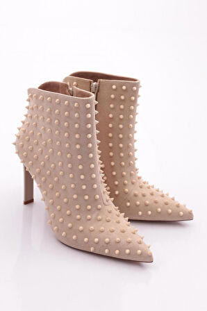 Dgn 5274 Kadın Metal Diken Desenli Topuklu Bot