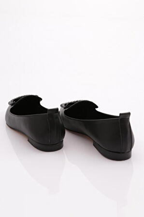 Dgn K061 Kadın Sivri Burun Tokali Babet