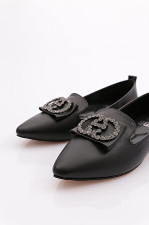 Dgn K061 Kadın Sivri Burun Tokali Babet