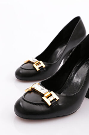 Dgn 6030 Kadın Teş Detayli Topuklu Ayakkabi