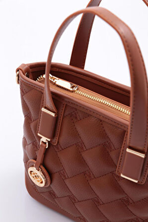 Dgn 603 Kadın İçten Fermuarli Çanta