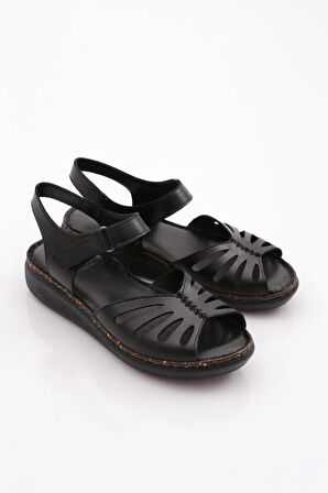 Dgn 210 Kadın Bilekten Bağlama Cirtli Sandalet