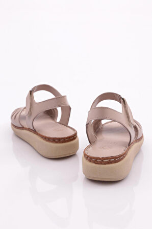 Dgn 210 Kadın Bilekten Bağlama Cirtli Sandalet