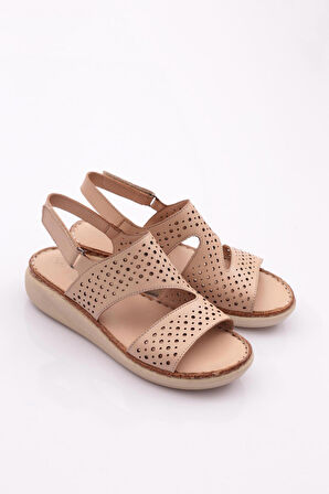 Dgn 323 Kadın Delik Desenli Bilekten Bağlama Sandalet