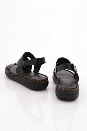 Dgn 323 Kadın Delik Desenli Bilekten Bağlama Sandalet